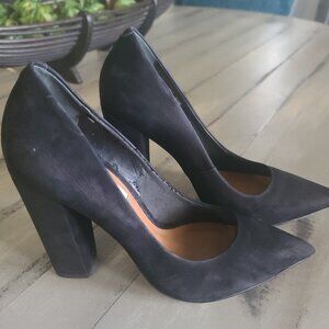 Steve Madden Women's 7.5 Black Suede 4.5 Inch Pumps with Chunky Block Heel